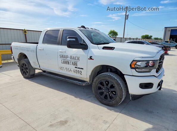 3C6UR5DL8RG118595 2024 RAM 2500 White Առջևի աջ