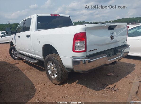 3C6UR5DL8RG340327 2024 RAM 2500 White Rear left