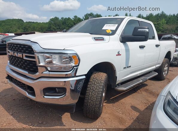 3C6UR5DL8RG340327 2024 RAM 2500 White Front left