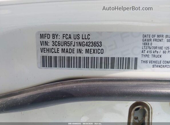 3C6UR5FJ1NG423653 2022 RAM 2500 White Widok komory silnika