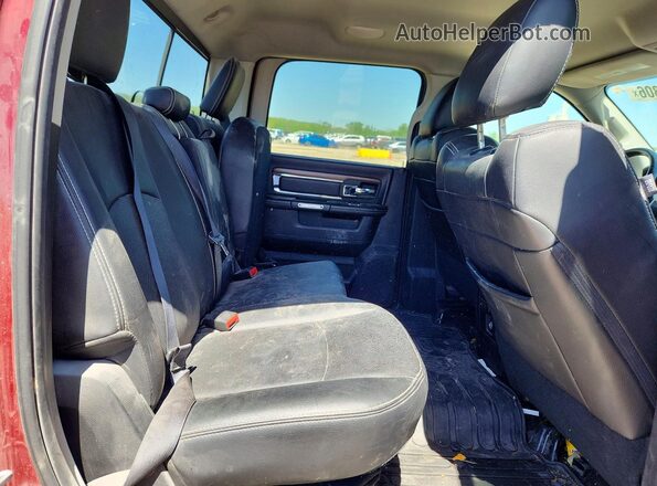 3C6UR5FJ2GG191874 2016 RAM 2500 Red Vista de los asientos traseros