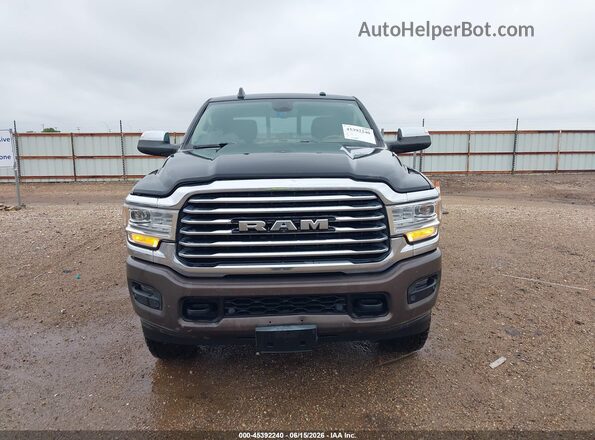 3C6UR5GL4KG709072 2019 RAM 2500 Black Vista del salpicadero
