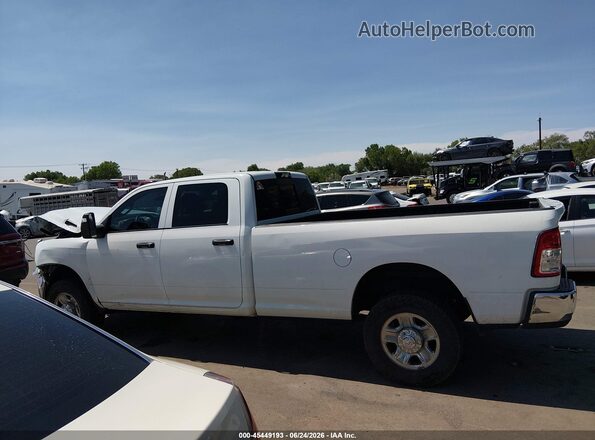 3C6UR5HJ6RG180425 2024 RAM 2500 White Vista interior de 360 grados