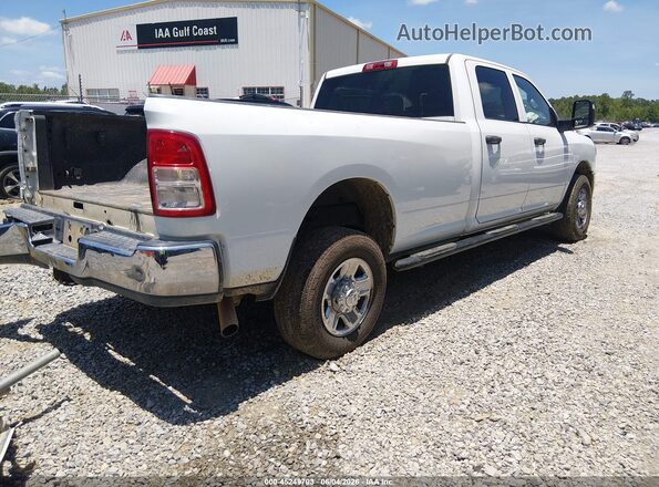 3C6UR5HJ9RG114368 2024 RAM 2500 White Հետևի աջ