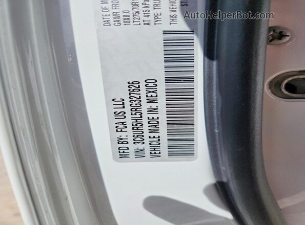 3C6UR5HL5RG327626 2024 RAM 2500 White Widok komory silnika