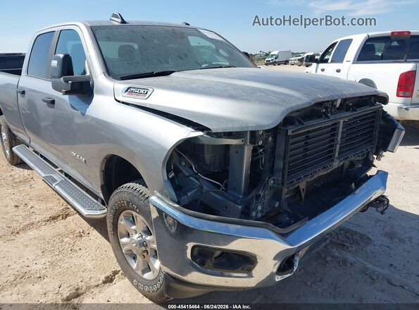 3C6UR5JJ7RG266286 2024 RAM 2500 Серебряный Панорамный вид салона 360°