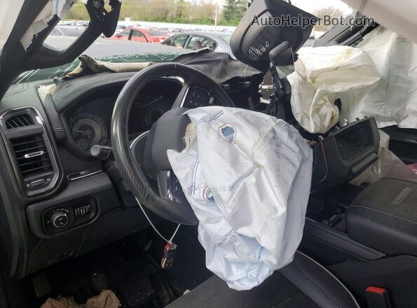 3C6UR5SL5NG110760 2022 RAM 2500 Black Dashboard view