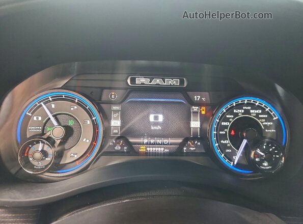 3C6UR5TL8MG603636 2021 RAM 2500 Black Instrument cluster view