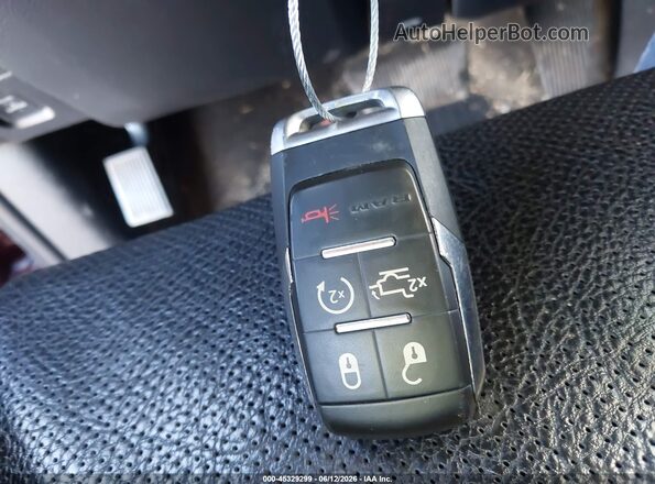 3C6UR5TL9NG101476 2022 RAM 2500 Burgundy წინა პანელის ხედი