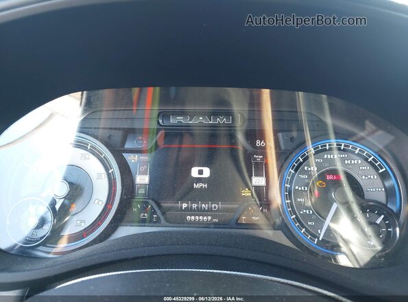 3C6UR5TL9NG101476 2022 RAM 2500 Burgundy უკანა სავარძლების ხედი