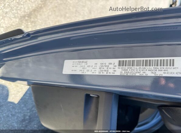 3C6URVJG7LE107047 2020 RAM PROMASTER 3500 Blue Vista del compartimento del motor