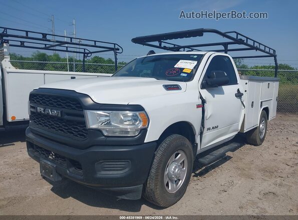 3C7WR4AJ1LG302592 2020 RAM 2500 White Widok z przodu