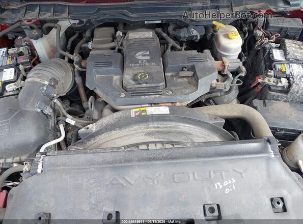 3C7WRCBL8JG293543 2018 RAM 3500 CHASSIS Red Вид салону спереду