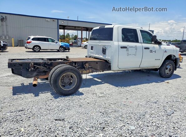 3C7WRTCLXMG603906 2021 RAM 3500 White Rear right