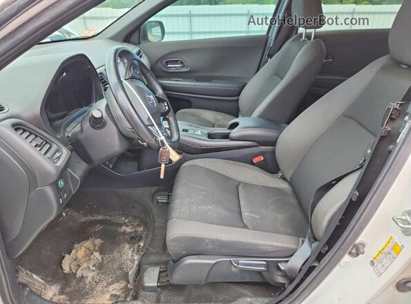 3CZRU5H12MM715882 2021 HONDA HR-V Белый Вид салона спереди