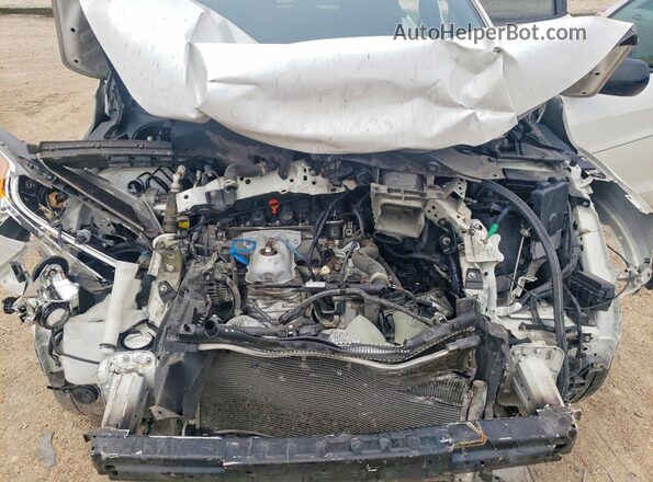 3CZRU5H15NM709530 2022 HONDA HR-V White Widok wnętrza z tyłu