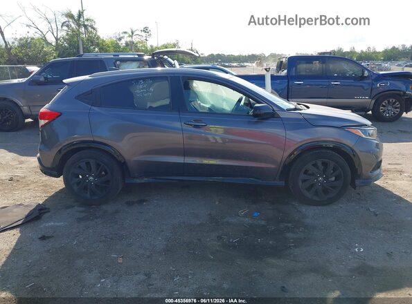 3CZRU5H1XMM702152 2021 HONDA HR-V Gray Rear interior view