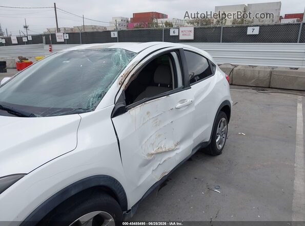 3CZRU5H33JM720585 2018 HONDA HR-V White Front view