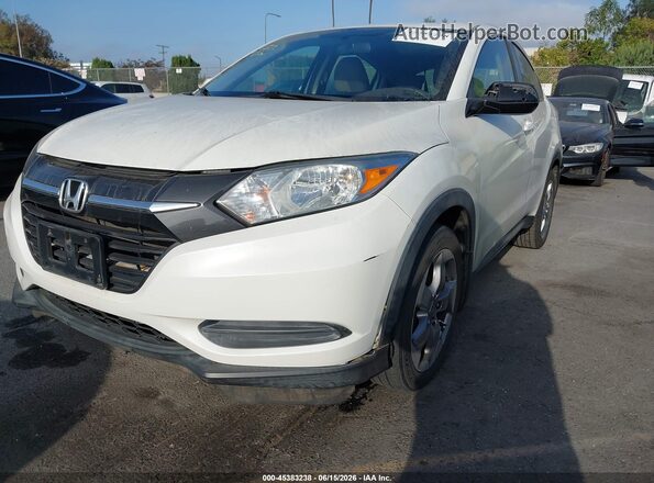 3CZRU5H34JM712690 2018 HONDA HR-V White Вид спереду