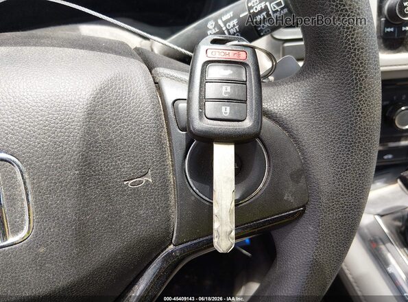 3CZRU5H35HM713258 2017 HONDA HR-V Blue Вид панелі приладів