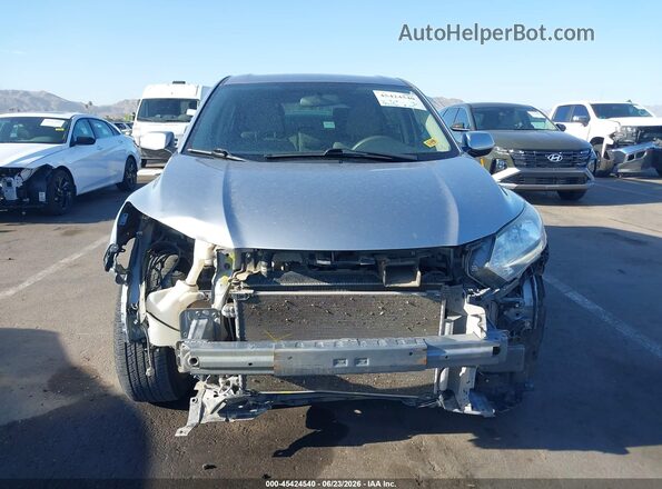 3CZRU5H37HG706486 2017 HONDA HR-V Серебряный Вид спереди