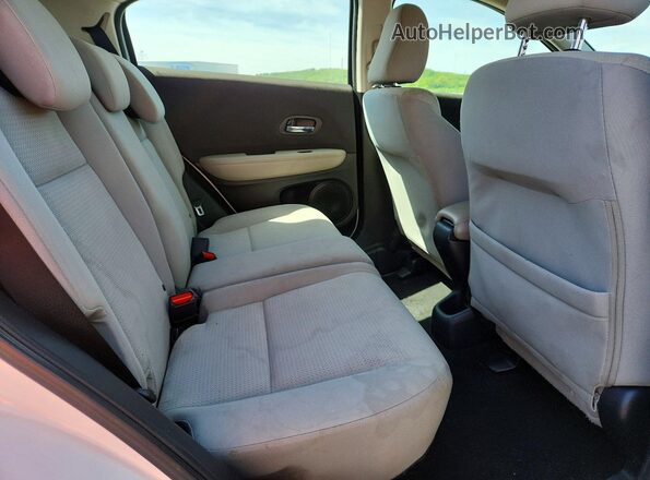 3CZRU5H3XKM702327 2019 HONDA HR-V White Вид задніх сидінь