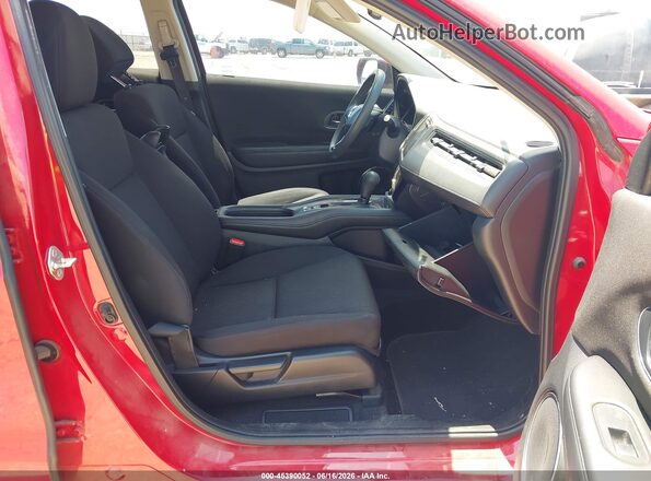 3CZRU5H53JG702913 2018 HONDA HR-V Red Вид салону спереду