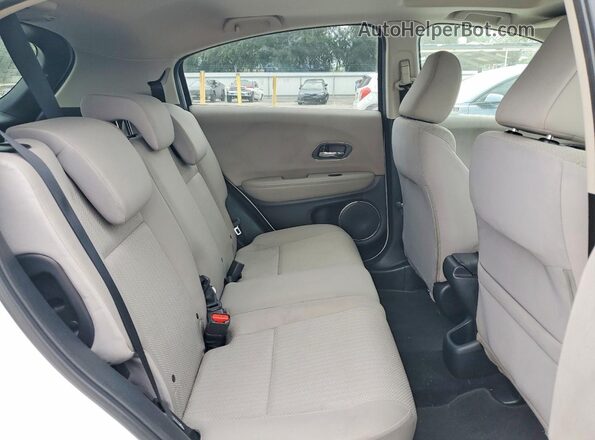 3CZRU5H57JM713835 2018 HONDA HR-V White 