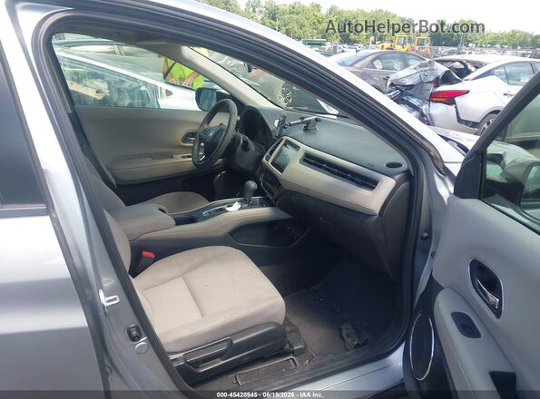 3CZRU5H5XHM722300 2017 HONDA HR-V Silver Սալոնի դիմացի տեսք