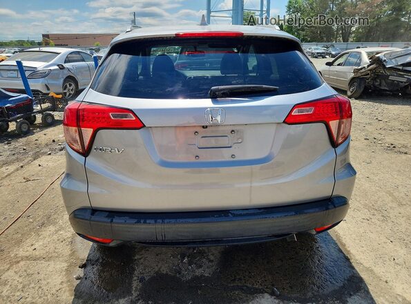 3CZRU5H70JM714018 2018 HONDA HR-V Silver Вид ззаду