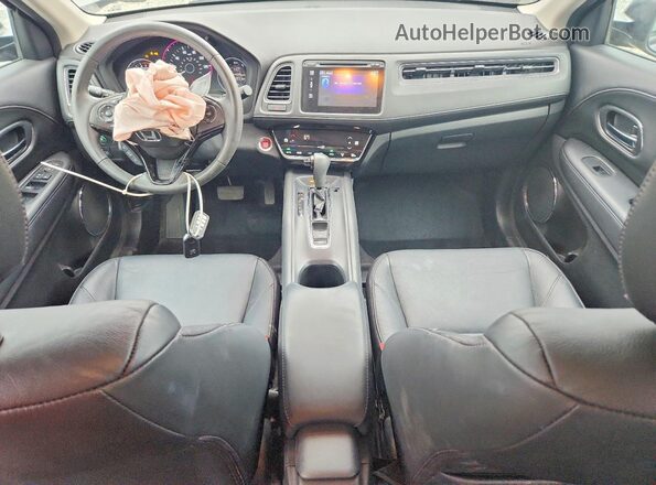3CZRU5H76JM711432 2018 HONDA HR-V Charcoal Dashboard view