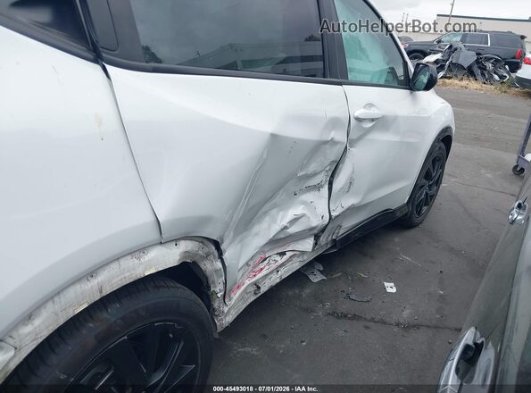 3CZRU6H15NM744249 2022 HONDA HR-V White Rear interior view