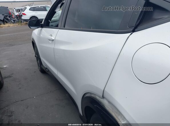 3CZRU6H15NM744249 2022 HONDA HR-V White 360 interior view