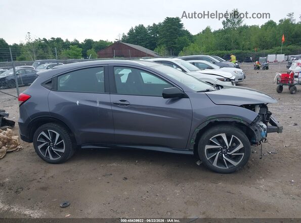 3CZRU6H16KM732106 2019 HONDA HR-V Silver Rear interior view