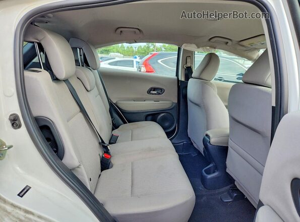 3CZRU6H30HM721645 2017 HONDA HR-V White 