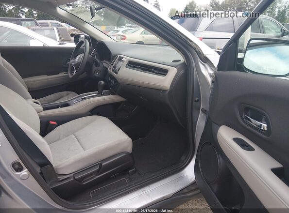 3CZRU6H32KG716792 2019 HONDA HR-V Silver Вид салону спереду
