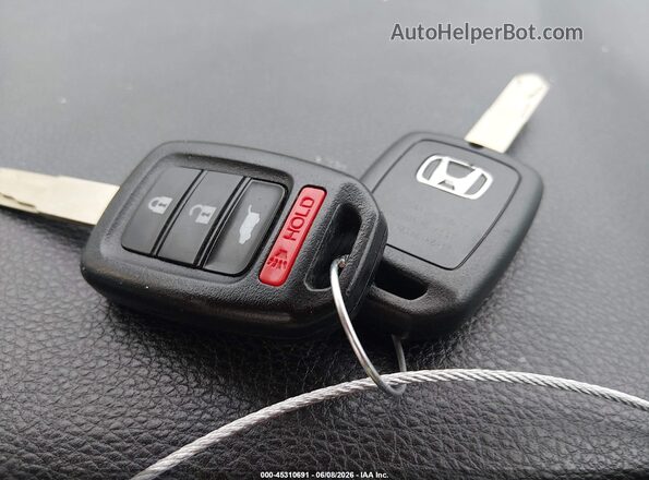 3CZRU6H35KM706680 2019 HONDA HR-V White Widok deski rozdzielczej