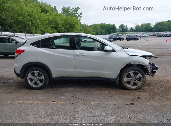 3CZRU6H36MM734376 2021 HONDA HR-V White Rear interior view