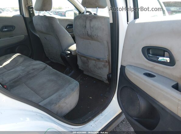3CZRU6H37JM700197 2018 HONDA HR-V White VIN կոդի պիտակի տեսք