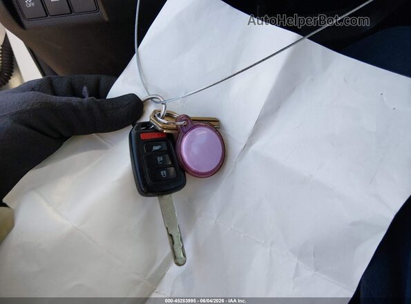 3CZRU6H37JM700197 2018 HONDA HR-V White Առջևի վահանակի տեսք