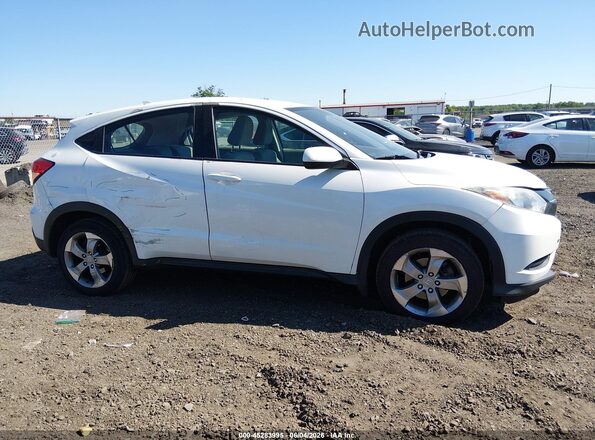 3CZRU6H37JM700197 2018 HONDA HR-V White Սալոնի հետևի տեսք