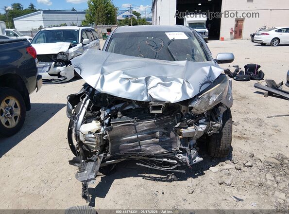 3CZRU6H38JG700241 2018 HONDA HR-V Silver Սալոնի հետևի տեսք