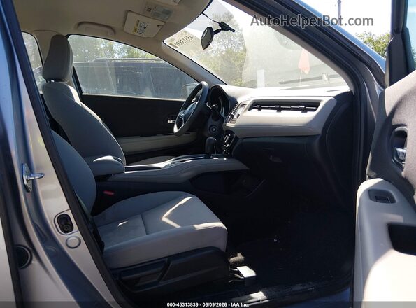 3CZRU6H38KG711841 2019 HONDA HR-V Silver Вид салону спереду