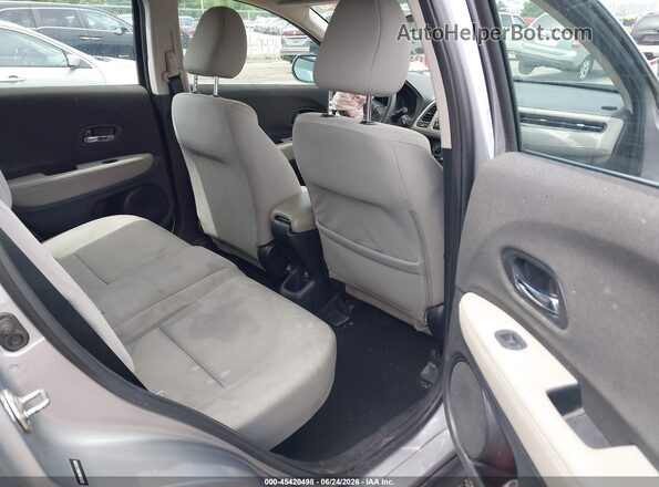 3CZRU6H39KG722699 2019 HONDA HR-V Silver VIN կոդի պիտակի տեսք