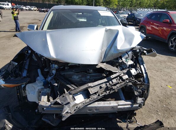 3CZRU6H3XKG704230 2019 HONDA HR-V Silver Вид спереду