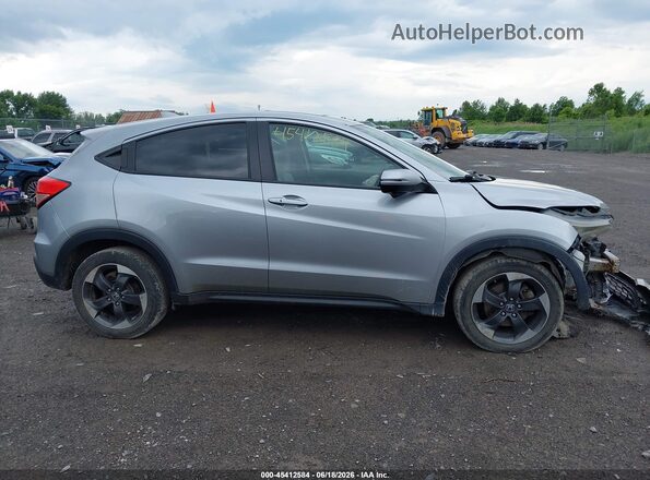 3CZRU6H50JM706683 2018 HONDA HR-V Silver Սալոնի հետևի տեսք