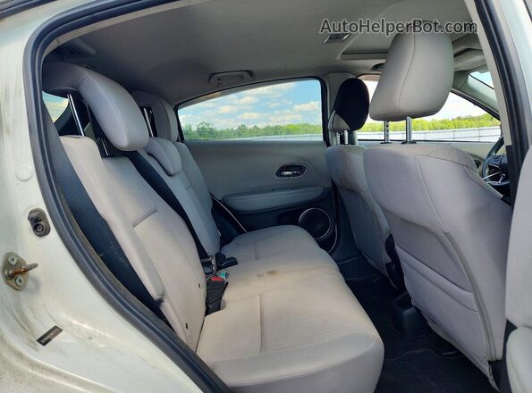 3CZRU6H53GM751772 2016 HONDA HR-V White Rear interior view