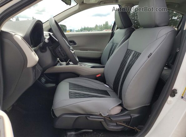 3CZRU6H53HM713640 2017 HONDA HR-V Белый Вид салона спереди