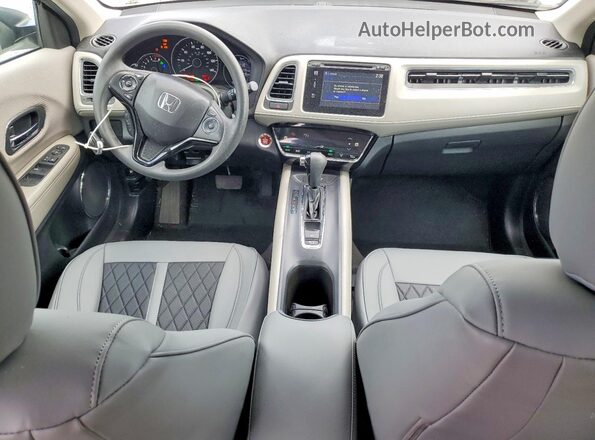 3CZRU6H53HM713640 2017 HONDA HR-V Белый Вид панели приборов
