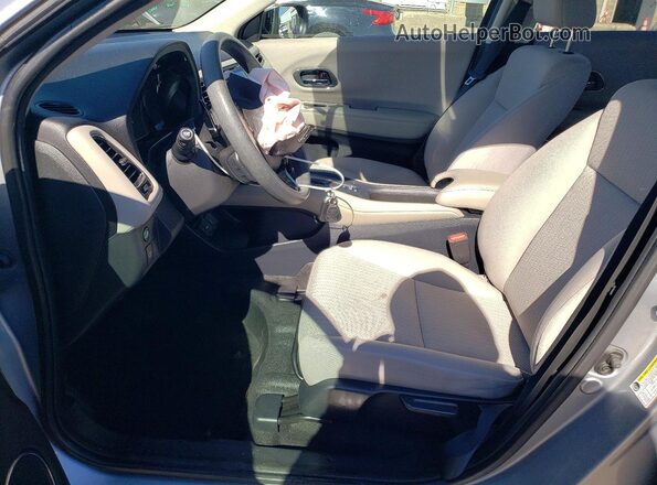 3CZRU6H53JM703700 2018 HONDA HR-V Silver 